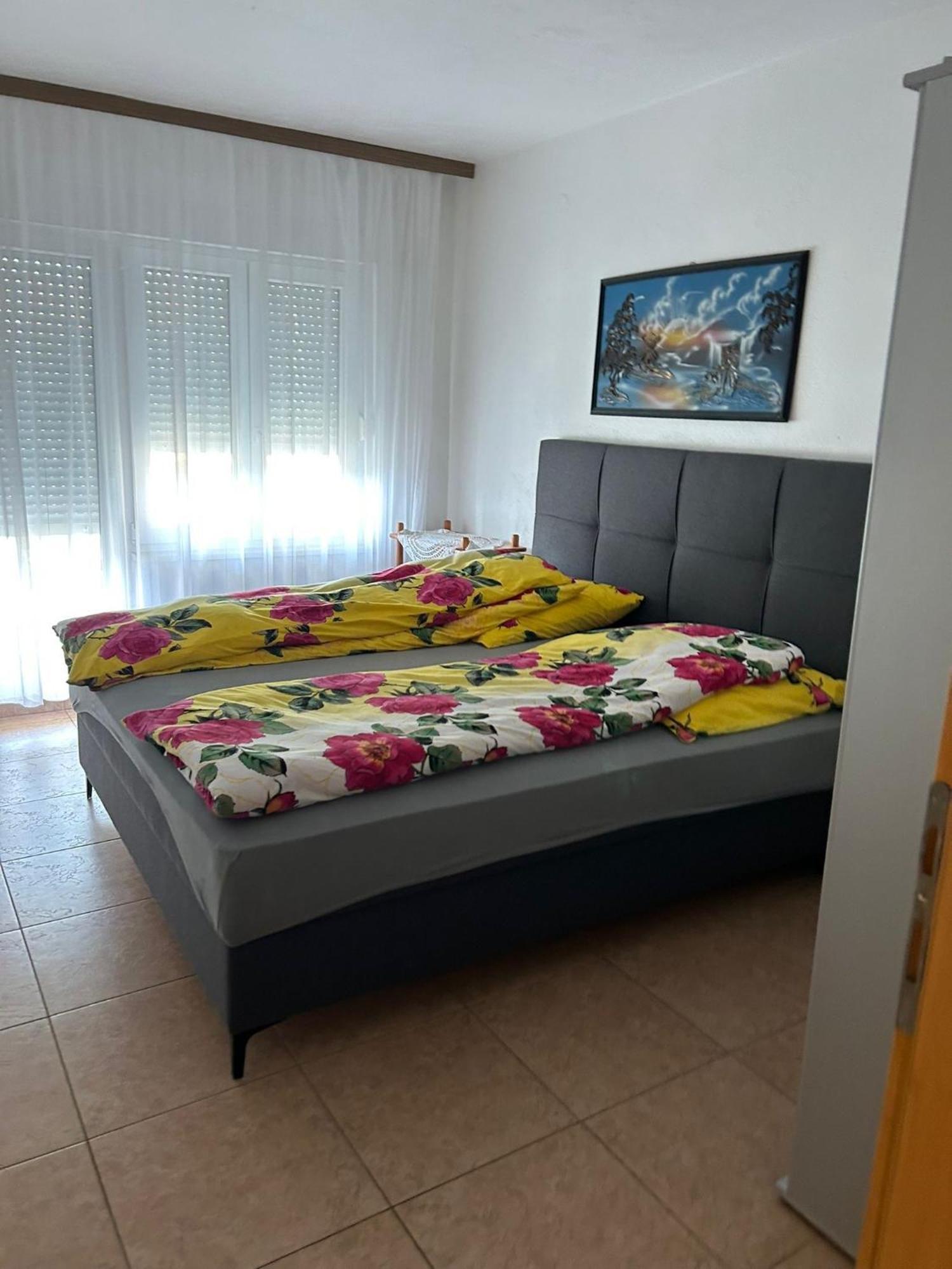 Villa Julian & Juliana Krk Town Buitenkant foto