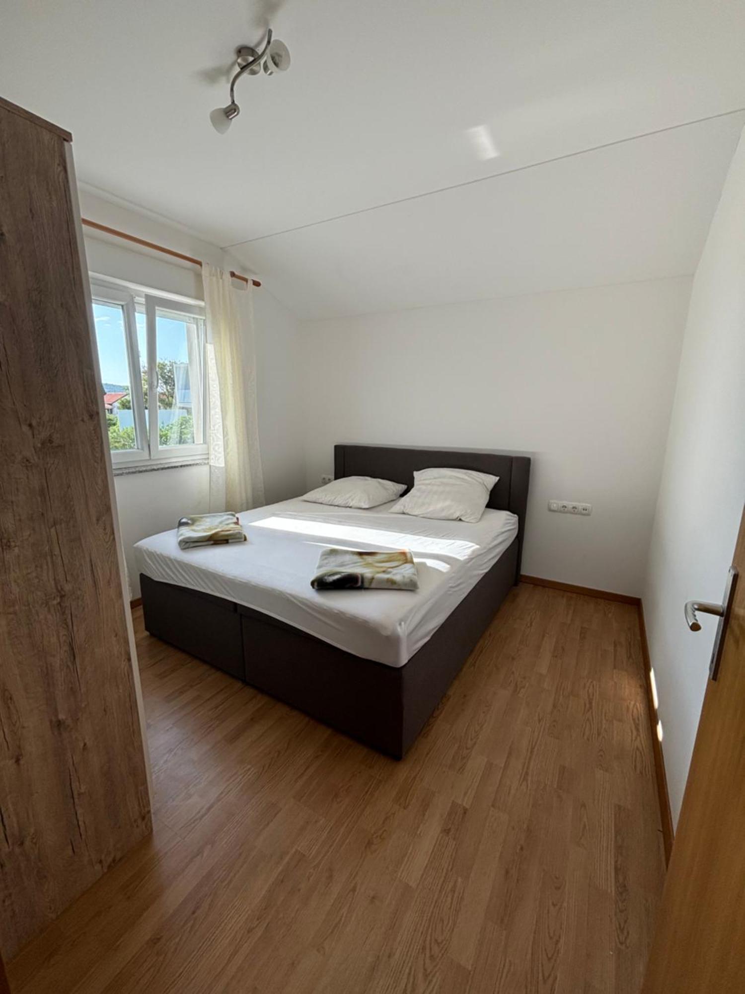 Villa Julian & Juliana Krk Town Kamer foto