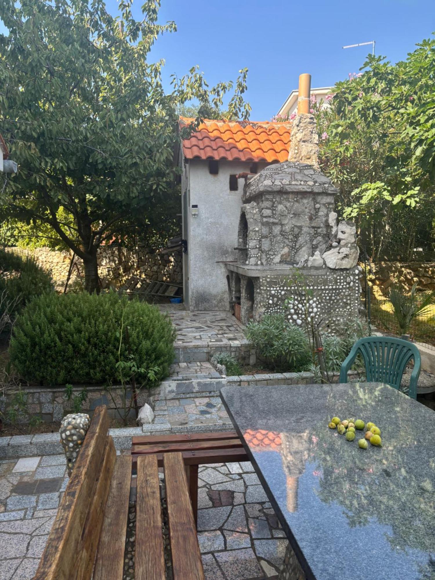 Villa Julian & Juliana Krk Town Buitenkant foto